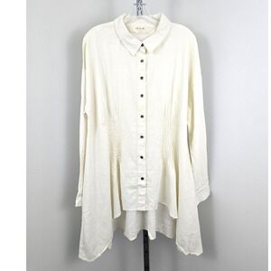 Peace Love World Boheme Pintuck Sharkbite Hem Shirt Cream Large